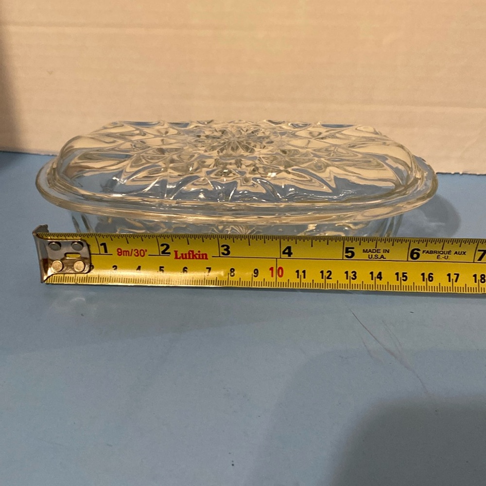 Clear Cut Star Bubble Oval Butter Dish with Matching Lid 6” x 2” no chips
